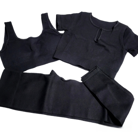 New 3pcs Yoga or Workout outfits for Women/Seamless/Thick and stretchable - Picture 1 of 5